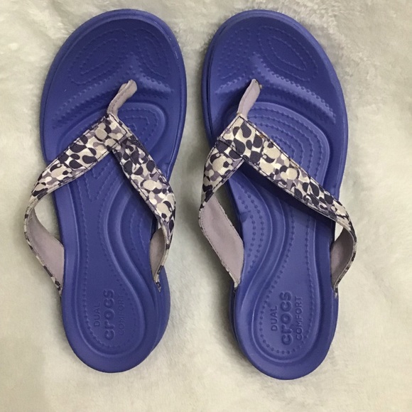 purple crocs flip flops